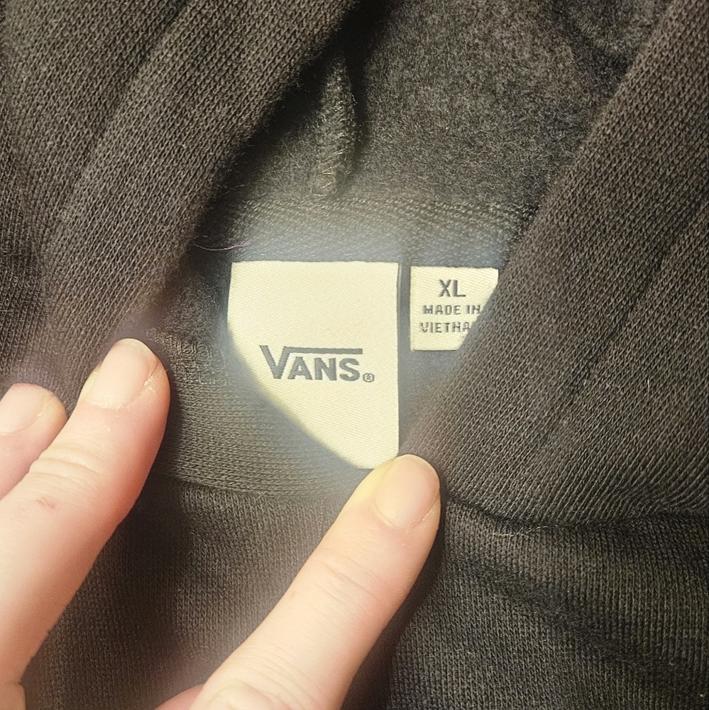 Girls size XL Vans sweatshirt. NWOT - Picture 2 of 3